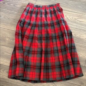 Vintage Canadian made pure virgin wool pleated Plaid Red and Black Skirt